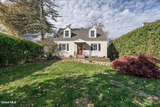 2329 Niskayuna Dr, Schenectady, NY 12309