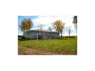 35695 W 379th St, Osawatomie, KS 66064