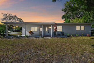1719 Sherwood St, Clearwater, FL 33755