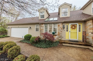 117 Royal Oak Dr Unit 27, Aurora, OH 44202