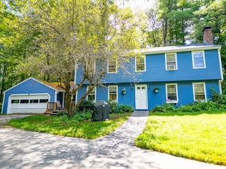 35 Red Deer Rd, Londonderry, NH 03053