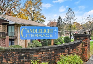 107 Kennedy Dr Unit 107, Bridgeport, CT 06606