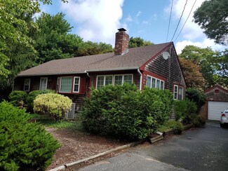 5 Connecticut Ave, Harwich, MA 02645