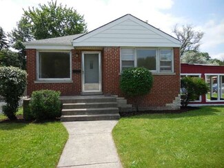 4723 Butterfield Rd, Hillside, IL 60162