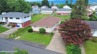 266 Inman Ave, Hanover Township, PA 18706