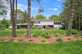 295 Foxhunt Crescent, Syosset, NY 11791