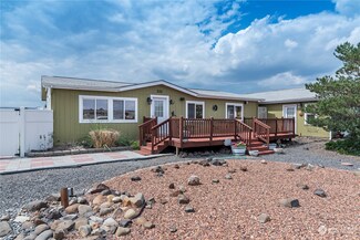 111 Yucca Place SW, Mattawa, WA 99349