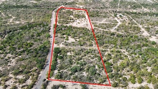 750 Jap Lowe Dr, Del Rio, TX 78840