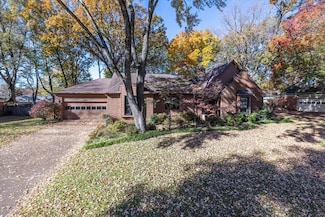 2971 Sandy Creek Dr, Germantown, TN 38138