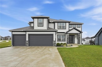 8800 N Lister Ct, Kansas City, MO 64156