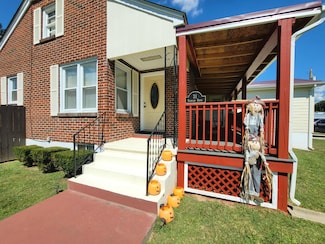 31 Fairview Dr, Peterstown, WV 24963