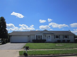 301 S Atwood Ln, Deerfield, WI 53531