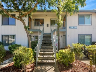 2376 Alta Garden Ln, Sacramento, CA 95825