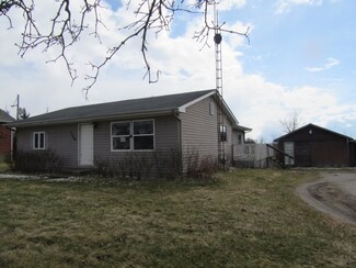 113 W Orange St, Cromwell, IN 46732