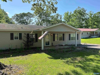 162 Forest Chapel Rd, Hartselle, AL 35640