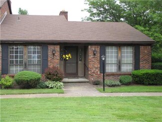 241 Wedgewood Dr, Williamsville, NY 14221