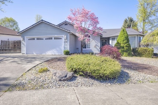 1498 Brittany Ct, Grants Pass, OR 97527