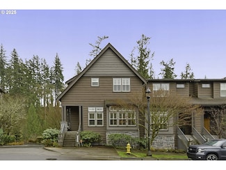 10254 SW Windwood Way, Portland, OR 97225
