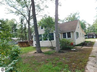 1291 Maple St, National City, MI 48748