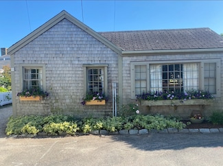 2 Elbow Ln, Nantucket, MA 02554