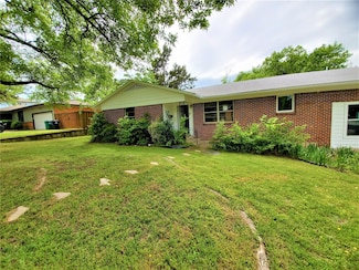 2115 Glenwood Ln, Denton, TX 76209