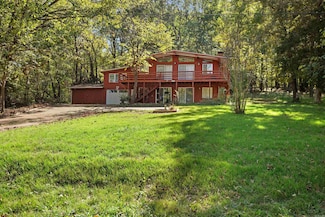 60 Cherokee Rd, Cherokee Village, AR 72529