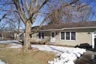 436 4th St NE, Waukon, IA 52172