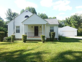 3828 Tod Ave NW, Warren, OH 44485
