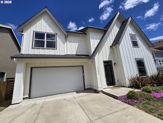 2443 26th Ave, Forest Grove, OR 97116