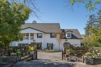 1101 Hedgeside Ave, Napa, CA 94558