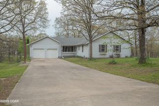 1701 Hickory Hills Dr, Joplin, MO 64801
