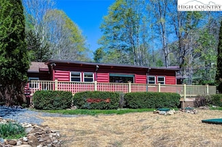 492 Willard Johnson Rd, Vilas, NC 28692
