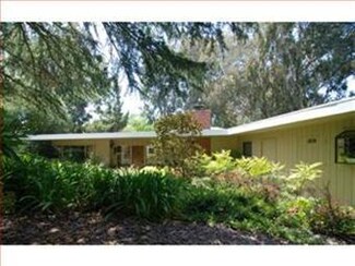 4270 Manuela Way, Palo Alto, CA 94306