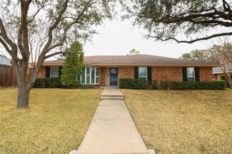 2316 Greenhill Dr, Carrollton, TX 75006