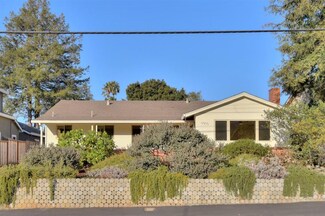 17871 Andrews St, Monte Sereno, CA 95030