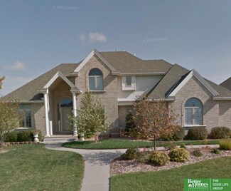 11776 Deer Creek Dr, Omaha, NE 68142
