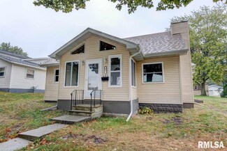 411 S Marion St, Mount Pulaski, IL 62548