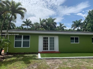 10700 SW 51st St, Davie, FL 33328