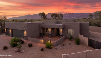2102 N Corte El Rancho Merlita, Tucson, AZ 85715