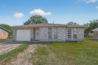 408 Mahan St, Wharton, TX 77488