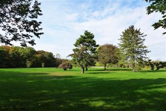 14736 Three Oaks Rd, Three Oaks, MI 49128