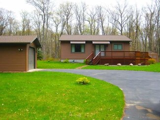 7857 Pike Rd, Lake Tomahawk, WI 54539