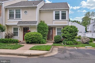 3331 Lakeside View Dr Unit 6-8, Falls Church, VA 22041