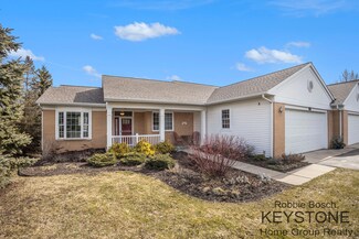 886 Peaceful Dr SE, Byron Center, MI 49315