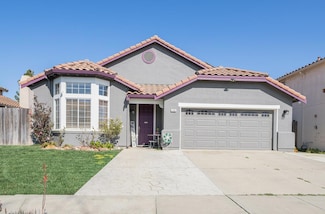 1166 Wellington Ct, Salinas, CA 93906