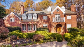 2621 Carpenters Grade Rd, Maryville, TN 37803