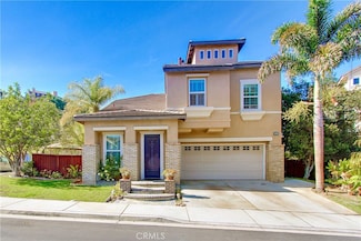 2901 Llewellyn Dr, Signal Hill, CA 90755