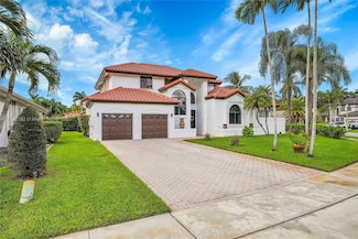 500 Cypress Pointe Dr E, Pembroke Pines, FL 33027