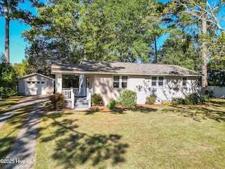 603 Clyde Dr, Jacksonville, NC 28540