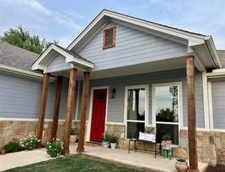 2413 Christine Dr, Granbury, TX 76048